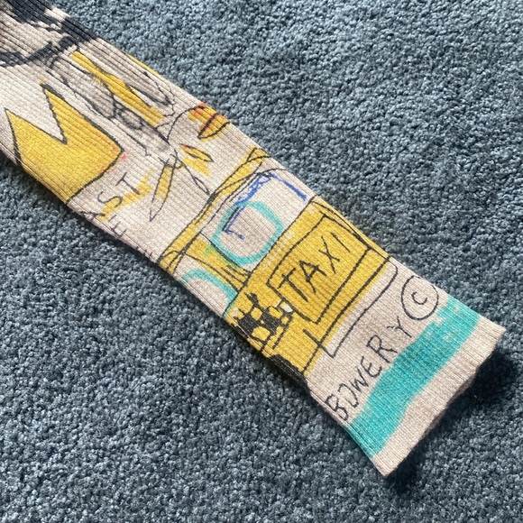 Slouchy soft NYC scape top - Picture 6 of 6